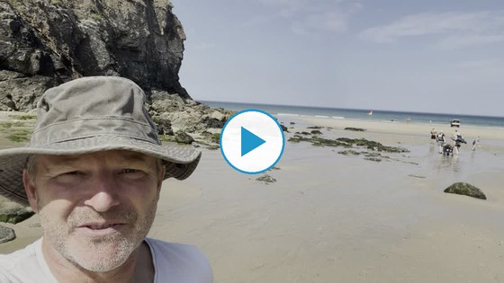 Play the Chapel Porth plein air film