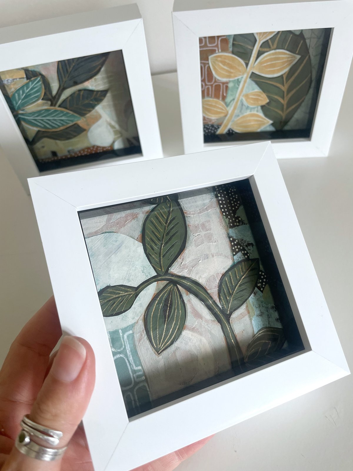 Mini Botanicals — with Carla Jennings